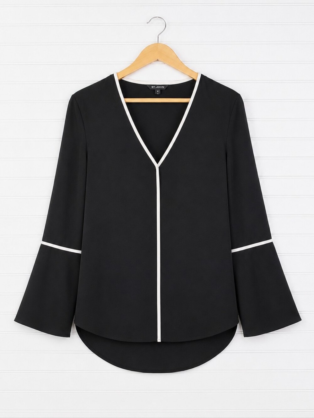 St. John Black Stretch Silk Piping V-Neck Long Bell Sleeve Blouse M